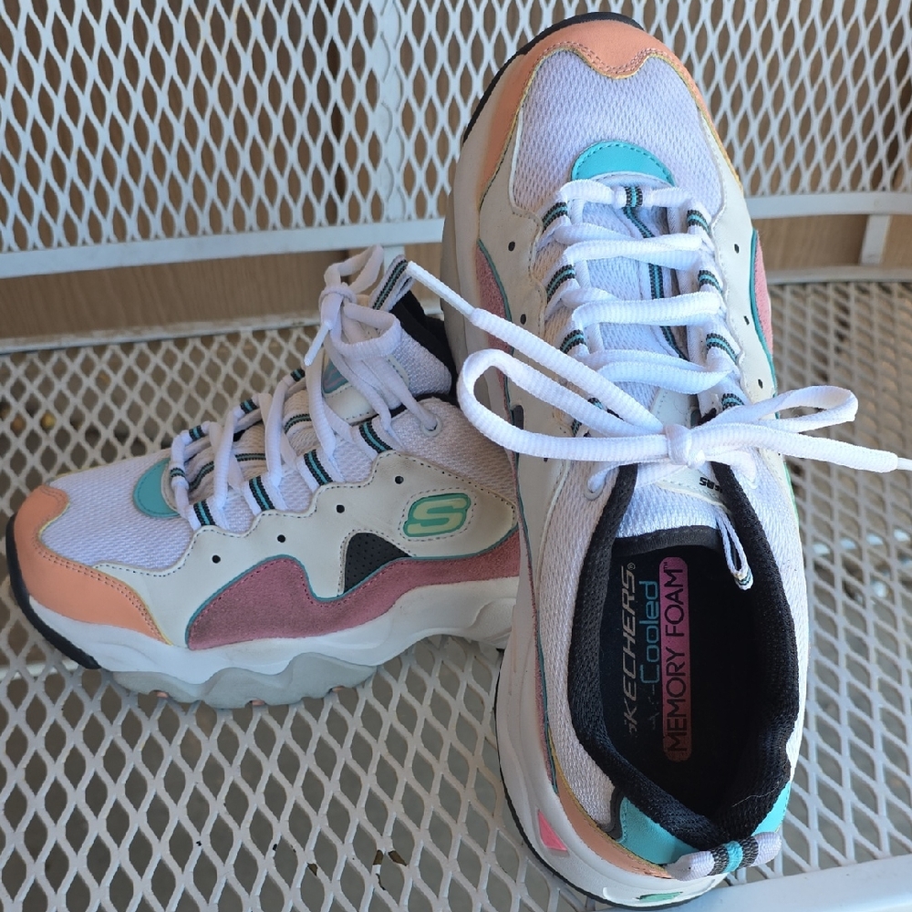 LIKE NEW Only Wore One Time Skechers Women's White and Pastel Sneakers Size 10